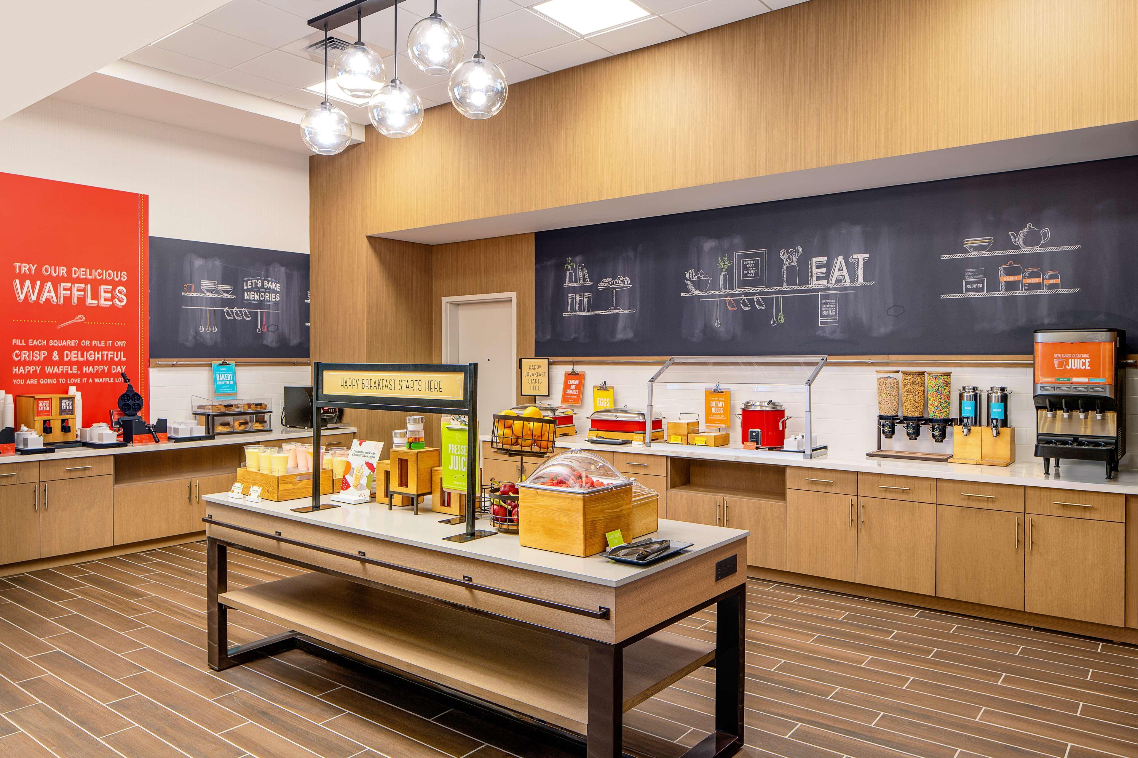 Hampton Inn & Suites Raleigh Midtown, Nc Екстериор снимка