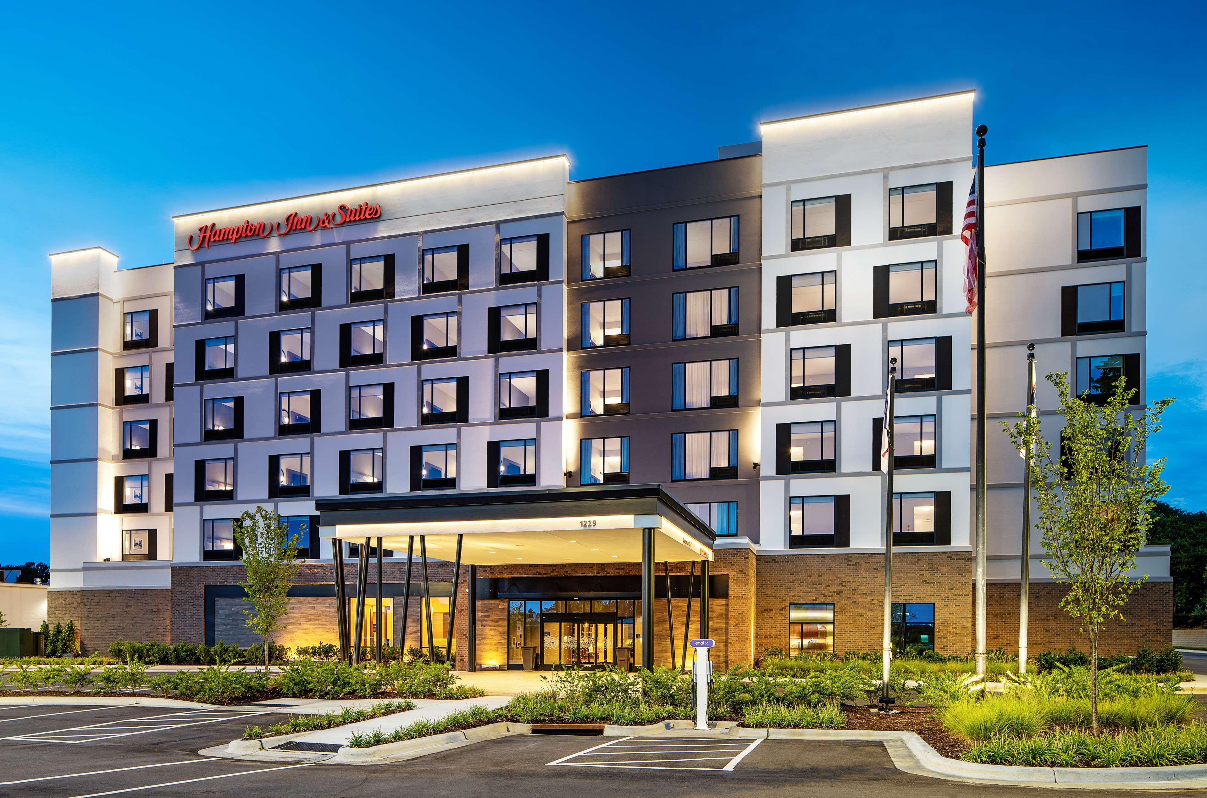 Hampton Inn & Suites Raleigh Midtown, Nc Екстериор снимка
