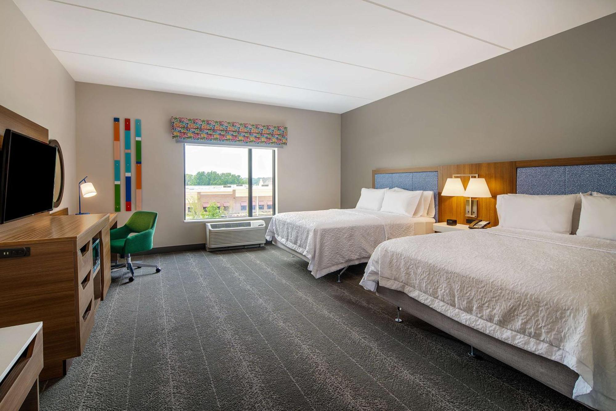 Hampton Inn & Suites Raleigh Midtown, Nc Екстериор снимка